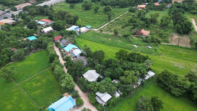 ที่ดินเมืองมหาสารคาม ห่างจากถนนถีนานนท์ ถนน 6 เลน ระยะ 170 เมตร ใกล้แหล่งชุมชน