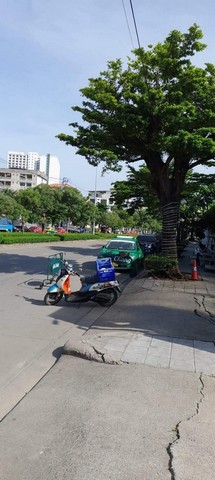 ขายที่ดินติดถนนยานนาวา ขนาด 195 ตรว. ใกล้ถนนพระราม3 ถนนสาธุประดิษฐ์ ถนนวงแหวนอุตสาหกรรม ใกล้เซนทรัลพระราม3 และเทอมินอล