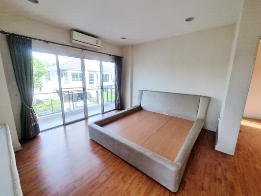 [ให้เช่า] FOR RENT LIFE BANGKOK BOULEVARD RATCHAPHRUEK – RATTANATHIBET / 3 bedrooms 4 bathrooms / 56 Sqw. 170 Sqm. **30,000** CLOSE TO DENLA BRITISH SCHOOL