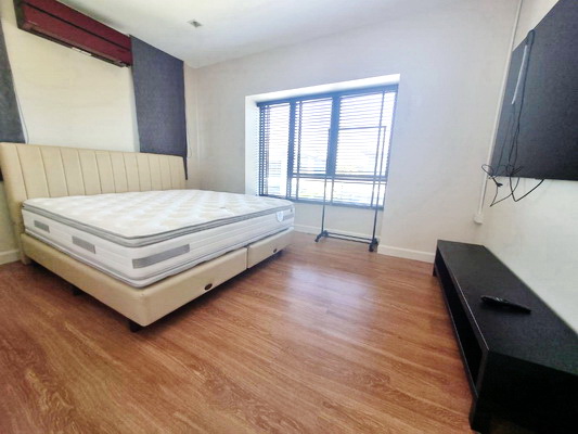 [ให้เช่า] FOR RENT VENUE RAMA 9 / 4 bedrooms 3 bathrooms / 61 Sqw. 230 Sqm. **65,000** CLOSE TO SUVARNABHUMI AIRPORT