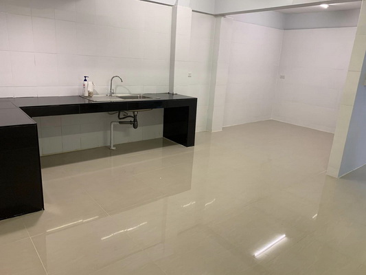 [ให้เช่า] FOR RENT MUANGTHONG VILLAGE PHATTANAKARN 61 / 5 bedrooms 3 bathrooms / 112 Sqw. 250 Sqm. **45,000** CLOSE TO AIRPORTLINK HUAMARK