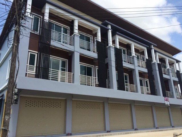 อาคาร อาคารพาณิชย์ แม่สอด จ.ตาก ขนาด = 0 ไร่ 0 ngan 22 ตร.วา 3Bedroom3Bathroom ทำเล-คุณภาพ