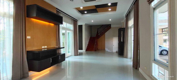 [ให้เช่า] FOR RENT WINDMILL PARK BANGNA / 3 bedroooms 4 bathrooms / 140 Sqw. 300 Sqm. **80,000** POOL VILLA CLOSE TO SUVARNABHUMI AIRPORT