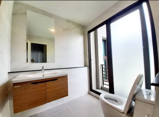 [ให้เช่า] FOR RENT THE CITY RAMINTRA 2 / 5 bedrooms 6 bathrooms / 65 Sqw. 240 Sqm. **65,000** CLOSE TO SAFARI WORLD