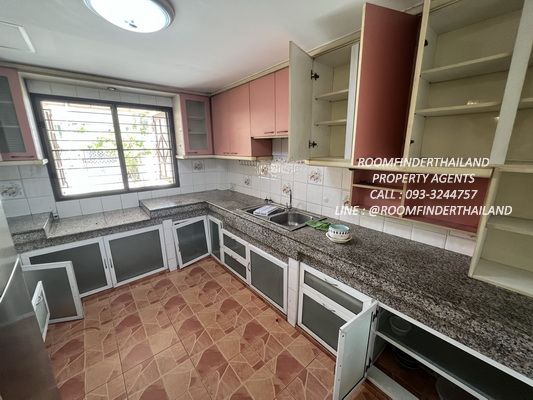 [ให้เช่า] FOR RENT CHUANCHUEN PARKVILLE KANCHANAPISEK / 5 bedrooms 4 bathrooms / 92 Sqw. 250 Sqm. **37,000** CLOSE TO THE PASEO PARK KANCHANAPISEK