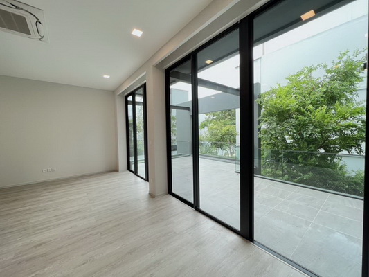 [ให้เช่า] FOR RENT VIVE KRUNGTHEPKREETHA / 4 bedrooms 5 bathrooms / 81 Sqw. 420 Sqm. **145,000** CLOSE TO WELLINGTON COLLEGE BANGKOK