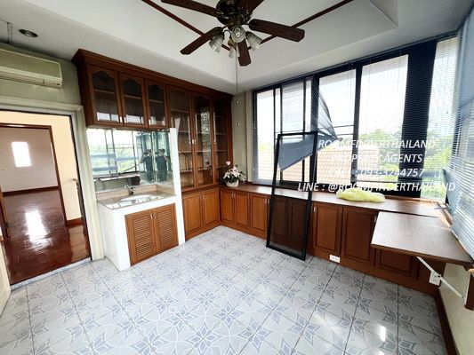 [ให้เช่า] FOR RENT CHUANCHUEN PARKVILLE KANCHANAPISEK / 5 bedrooms 4 bathrooms / 92 Sqw. 250 Sqm. **37,000** CLOSE TO THE PASEO PARK KANCHANAPISEK