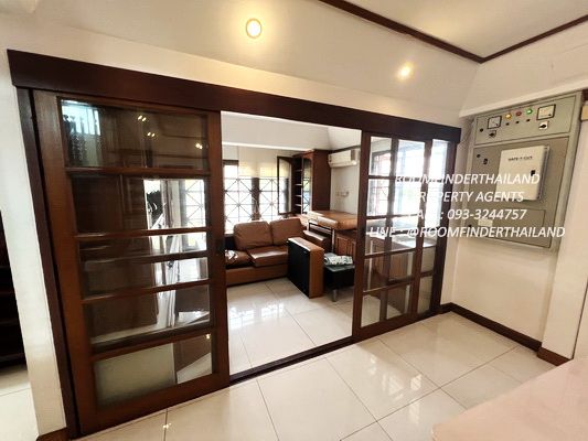 [ให้เช่า] FOR RENT CHUANCHUEN PARKVILLE KANCHANAPISEK / 5 bedrooms 4 bathrooms / 92 Sqw. 250 Sqm. **37,000** CLOSE TO THE PASEO PARK KANCHANAPISEK