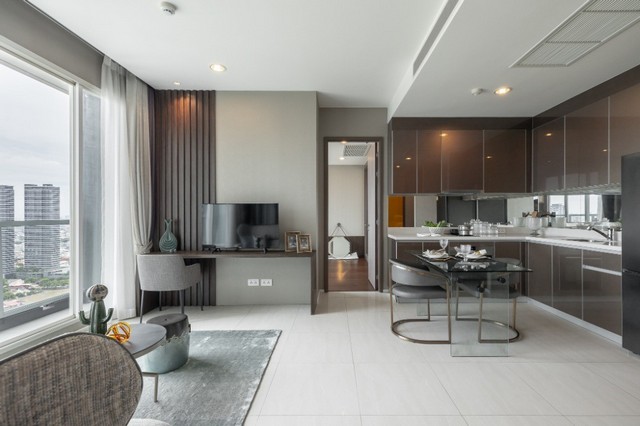 ขายคอนโด 1 ห้องนอน โครงการแม่น้ำ เรสซิเดนท์ Menam Residences เจริญกรุง 45 ตร.ม. ห้องใหม่แต่งครบ พร้อมเข้าอยู่