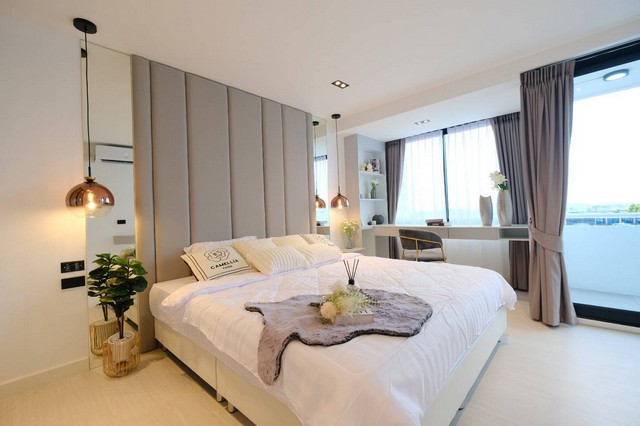 Condo for sale Hillpark 2 Chet Yot Mueang Chiang Mai 2 bedrooms 2 bathrooms size 70 sq m. Near CMU. Newly renovated.