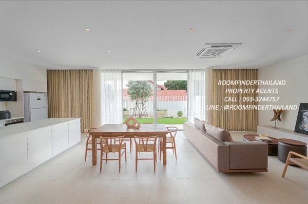 [ให้เช่า] FOR RENT DETACHED HOUSE NAKNIWAT ROAD / 5 bedrooms 6 bathrooms / 170 Sqw. 700 Sqm. **300,000** NEW MODERN HOUSE. JUST 5 MIN FROM CENTRAL EASTVILLE