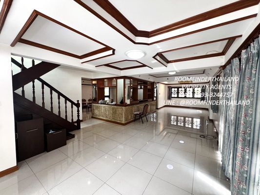 [ให้เช่า] FOR RENT CHUANCHUEN PARKVILLE KANCHANAPISEK / 5 bedrooms 4 bathrooms / 92 Sqw. 250 Sqm. **37,000** CLOSE TO THE PASEO PARK KANCHANAPISEK