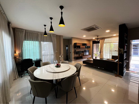 [ให้เช่า] FOR RENT MANTANA ONNUT – WONGWAEN 4 / 4 bedrooms 3 bathrooms / 73 Sqw. 280 Sqm. **72,000** CLOSE TO RAMKHAMHAENG 2