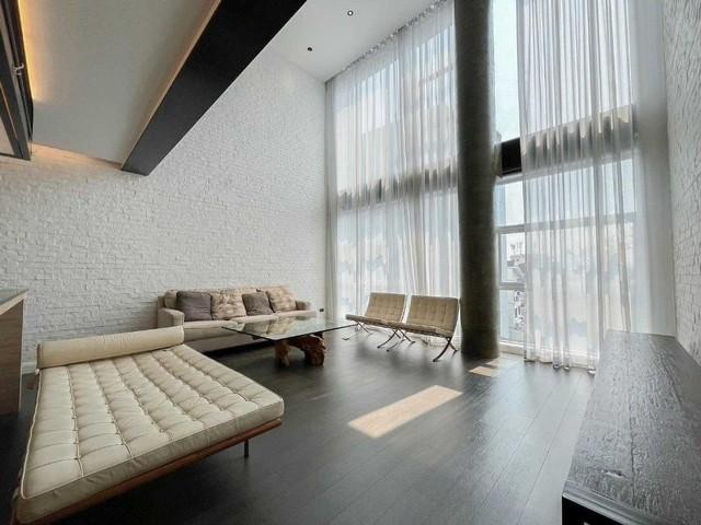 PB4690 ขายคอนโด Duplex Penthouse Condominium เพนท์เฮ้าส์ คอนโดมิเนียม ซอยสุขุมวิท65 เขตวัฒนา