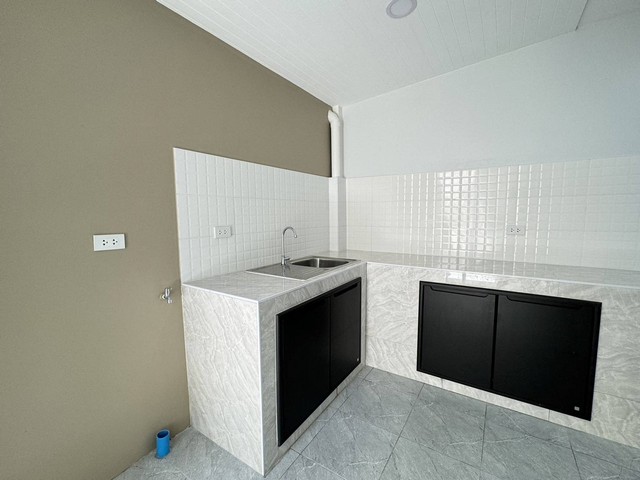 For Sales : Koh-Siray, One-Storey Town House, 2 Bedrooms 1 Bathroom