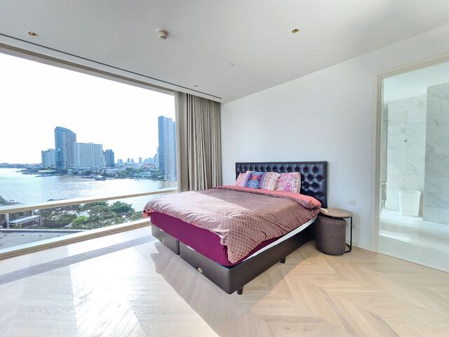 Four Seasons Private Residences Condo for Rent, near BTS Saphan Taksin