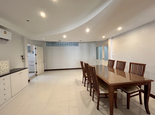 [ให้เช่า] FOR RENT DETACHED HOUSE RAMA 9 SOI 43 / 3 bedrooms 2 bathrooms / 63 Sqw. 170 Sqm. **40,000** CLOSE TO THE NINE CENTER RAMA 9