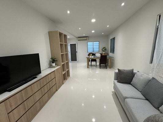 [ให้เช่า] FOR RENT THE PLANT CITI LADPRAO 71 / 3 bedrooms 2 bathrooms / 20 Sqw. 120 Sqm. **27,000**