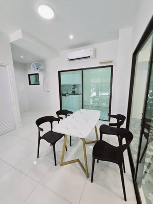 [ให้เช่า] FOR RENT BAAN KLANG MUANG RATCHAPHRUEK / 3 bedrooms 3 bathrooms / 30 Sqw. 170 Sqm. **30,000** CLOSE TO CENTRAL WESTVILLE