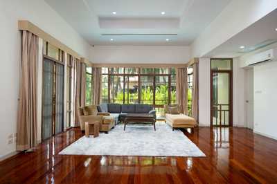 Super Luxury house+pool villa 4 Bedrooms Sukhumvit Sansiri Sukumvit 67