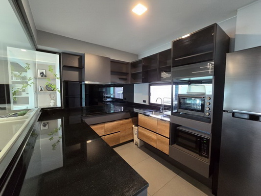 [ให้เช่า] FOR RENT VIVE BANGNA KM.7 / 3 bedrooms 4 bathrooms / 40 Sqw. 225 Sqm. **110,000** JUST 5 MIN FROM MEGA BANGNA