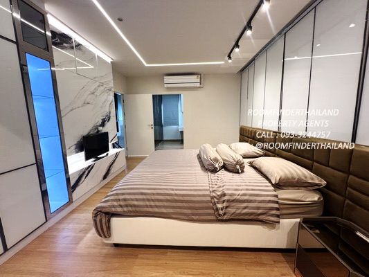 [ให้เช่า] FOR RENT THE PLANT EXCLUSIQUE PATTANAKARN / 4 bedrooms 4 bathrooms 75 Sqw. 260 Sqm. **130,000** JUST 15 MIN TO THONGLOR