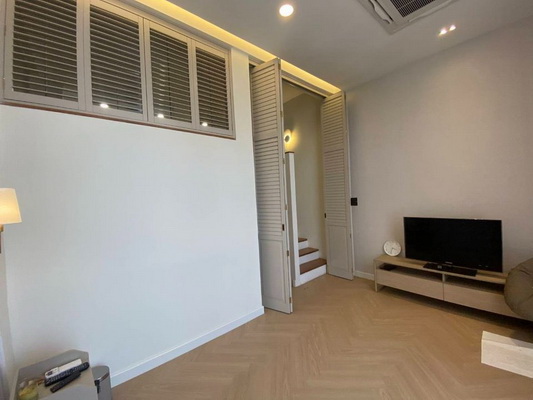 [ให้เช่า] FOR RENT TOWNHOME SUKHUMVIT 49 / 3 bedrooms 3 bathrooms / 25 Sqw. 250 Sqm. **85,000** CLOSE TO BTS THONGLOR