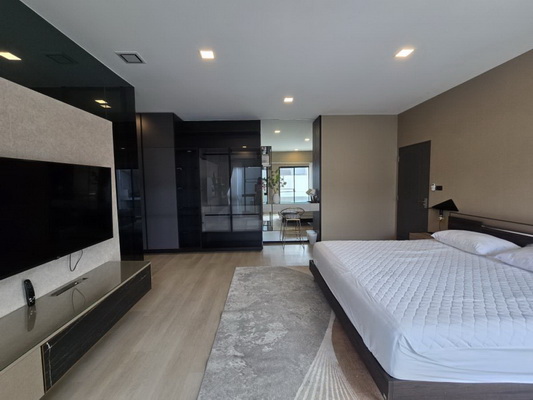 [ให้เช่า] FOR RENT VIVE BANGNA KM.7 / 3 bedrooms 4 bathrooms / 40 Sqw. 225 Sqm. **110,000** JUST 5 MIN FROM MEGA BANGNA