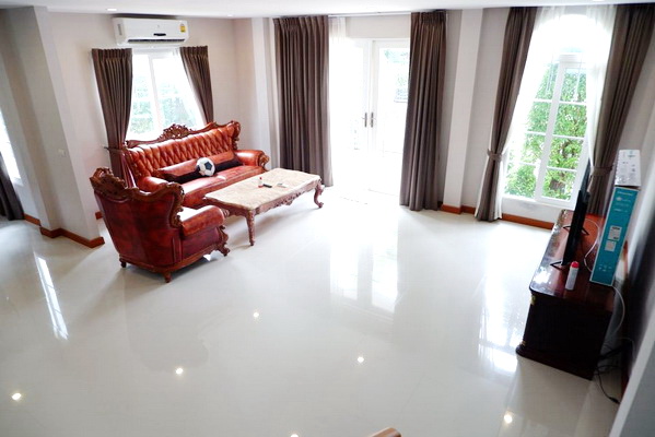 [ให้เช่า] FOR RENT CASA GRAND ONNUT – WONGWAEN / 3 bedrooms 4 bathrooms / 64 Sqw. 200 Sqm. **55,000** CLOSE TO GEMOPOLIS