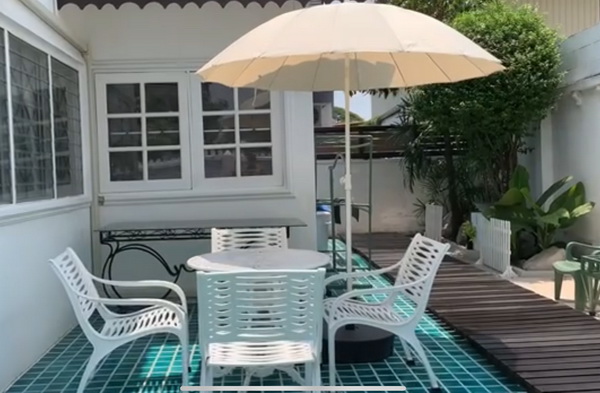 [ให้เช่า] FOR RENT YU SABAI KRUNGTHEPKREETHA / 3 bedrooms 2 bathrooms / 50 Sqw. 145 Sqm. **29,000** CLOSE TO WELLINGTON COLLEGE BANGKOK