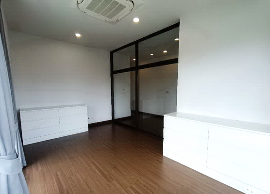 [ให้เช่า] FOR RENT THE CITY BANGNA KM.7 / 4 bedrooms 4 bathrooms / 102 Sqw. 265 Sqm. **110,000** CORNER HOUSE. CLOSE TO MEGA BANGNA