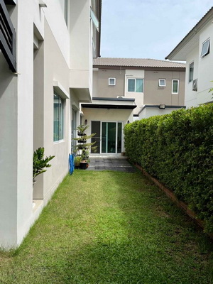 [ให้เช่า] FOR RENT CENTRO PHAHOL – VIBHAVADI / 3 bedrooms 3 bathrooms / 52 Sqw. 170 Sqm. **50,000** CLOSE TO FUTURE PARK RANGSIT