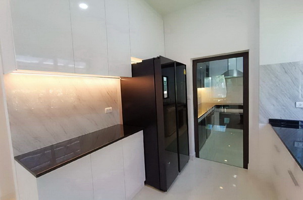 [ให้เช่า] FOR RENT THE CITY BANGNA KM.7 / 4 bedrooms 4 bathrooms / 102 Sqw. 265 Sqm. **110,000** CORNER HOUSE. CLOSE TO MEGA BANGNA