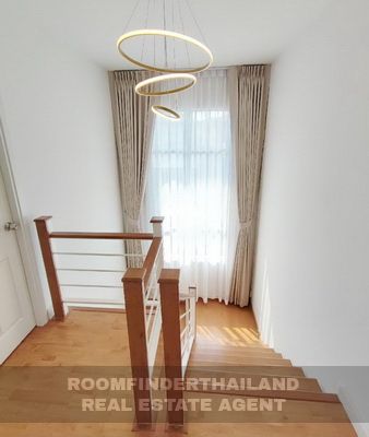 [ให้เช่า] FOR RENT PRUKSA VILLAGE THE SEASON ROMKLAO – LADKRABANG / 3 bedrooms 2 bathrooms / 52 Sqw. 160 Sqm. **24,000** CLOSE TO SUVARNABHUMI AIRPORT