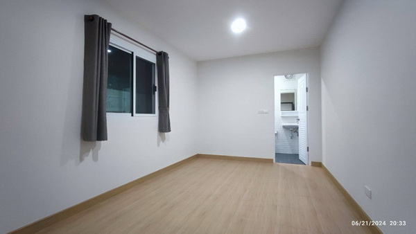 [ให้เช่า] FOR RENT TARAROM RAMKHAMHAENG 150 / 4 bedrooms 4 bathrooms / 98 Sqw. 250 Sqm. **48,000** CLOSE TO TRIUMUDOM NOMKLAO SCHOOL