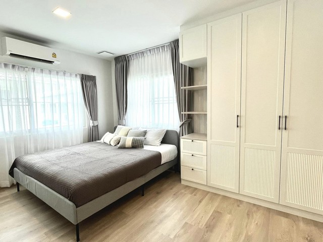 For rent single house Villaggio 2 Srinakarin-Bangna size 50 sq.w. 3 bedrooms beautifully decorated fully furnished