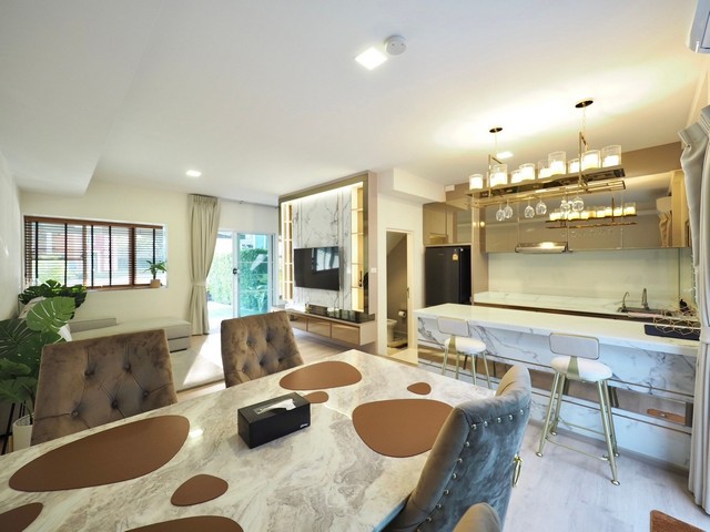 For rent Townhome indy2 Bangna-Ramkhamhaeng2 size 24 sq.w. 3 bedrooms luxuriously decorated fully furnished