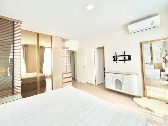 For rent Townhome indy2 Bangna-Ramkhamhaeng2 size 24 sq.w. 3 bedrooms luxuriously decorated fully furnished