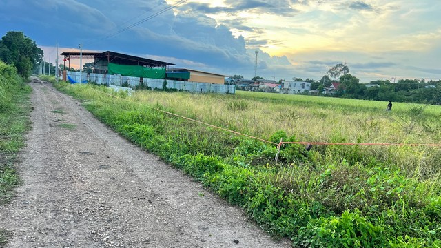 ขายที่ดินเปล่า คลอง8 ตำบลบึงบอน อ.หนองเสือ จ.ปทุมธานี เนื้อที่ 100 ตรว. บรรยากาศดี น้ำไฟ พร้อมปลูกสร้าง