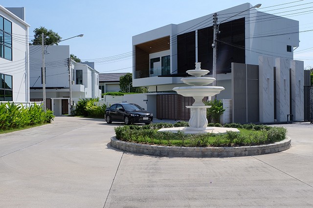 ขายบ้านเดี่ยว Casa Riviera ภูเก็ต บ้านเดี่ยว Pool Villa สุดหรูพร้อมสระว่ายน้ำส่วนตัว Casa Riviera