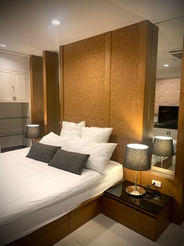 Me13ขายทาวน์โฮม 4 ชั้น หมู่บ้านคริสตัลวิลล์ ย่านเลียบด่วน Fully furnished ใกล้เซ็นทรัลอีสต์วิลล์ ใกล้ทางด่วนรามอินทรา