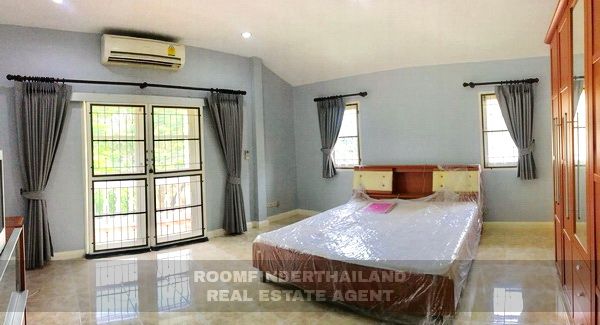 [ให้เช่า] FOR RENT BAAN LALIL SUKHAPIBAN 5 / 3 bedrooms 3 bathrooms / 60 Sqw. 180 Sqm. **25,000** CLOSE TO SARASAS WITAED SCHOOL SAIMAI