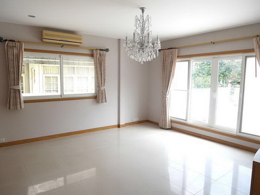 [ให้เช่า] FOR RENT TARAROM RAMKHAMHAENG 150 / 4 bedrooms 4 bathrooms / 98 Sqw. 250 Sqm. **48,000** CLOSE TO TRIUMUDOM NOMKLAO SCHOOL