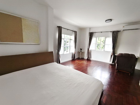 [ให้เช่า] FOR RENT PERFECT PLACE RATTANATHIBET / 3 bedrooms 3 bathrooms / 130 Sqw. 250 Sqm. **28,000** CLOSE TO MRT SAIMA