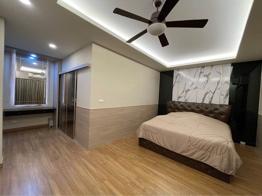 [ให้เช่า] FOR RENT CENTRO BANGNA KM.7 / 4 bedrooms 4 bathrooms / 53 Sqw. 200 Sqm. **80,000** JUST 5 MIN FROM MEGA BANGNA