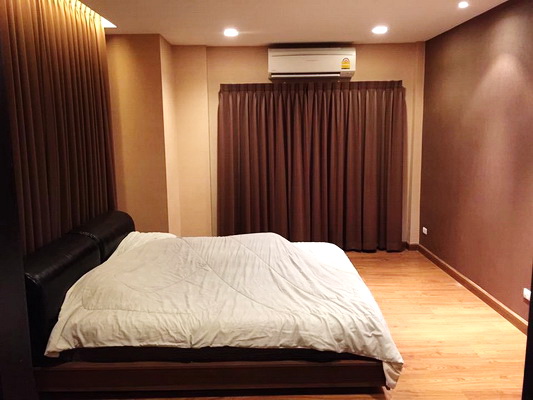 [ให้เช่า] FOR RENT CENTRO RATTANATHIBET / 3 bedrooms 3 bathrooms / 55 Sqw. 180 Sqm. **38,000** CLOSE TO WAT SUANKAEW