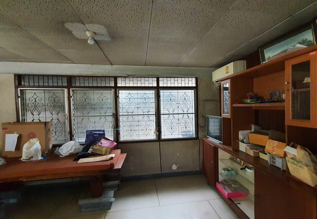 ขายและให้เช่าบ้าน ถนนจรัญสนิทวงศ์ ซอย 50/1 เนื้อที่ 116 ตร.ว. ทำเลดี