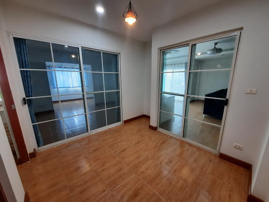 [ให้เช่า] FOR RENT CHOLLADA BANGBUATHONG / 4 bedrooms 4 bathrooms / 56 Sqw. 200 Sqm. **22,000** CLOSE TO CENTRAL PLAZA WESTGATE