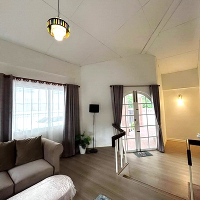 [ให้เช่า] FOR RENT DETACHED HOUSE CHAROENNAKORN 8 / 3 bedrooms 2 bathrooms / 120 Sqw. 200 Sqm. **85,000** VERY CLOSE TO ICONSIAM