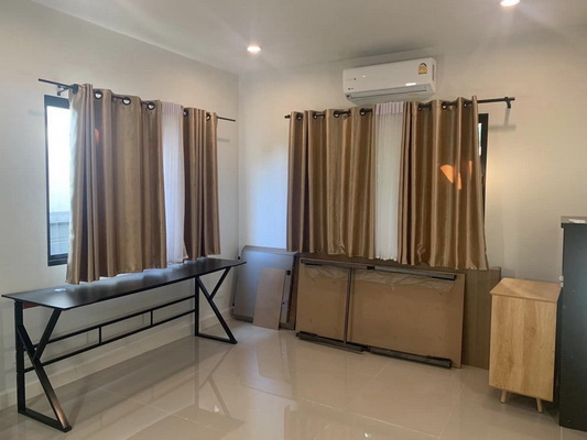 [ให้เช่า] FOR RENT SETTHASIRI PATTANAKARN / 4 bedrooms 3 bathrooms / 98 Sqw. 190 Sqm. **89,000** CORNER HOUSE. CLOSE TO SUANLUANG R.9 PARK